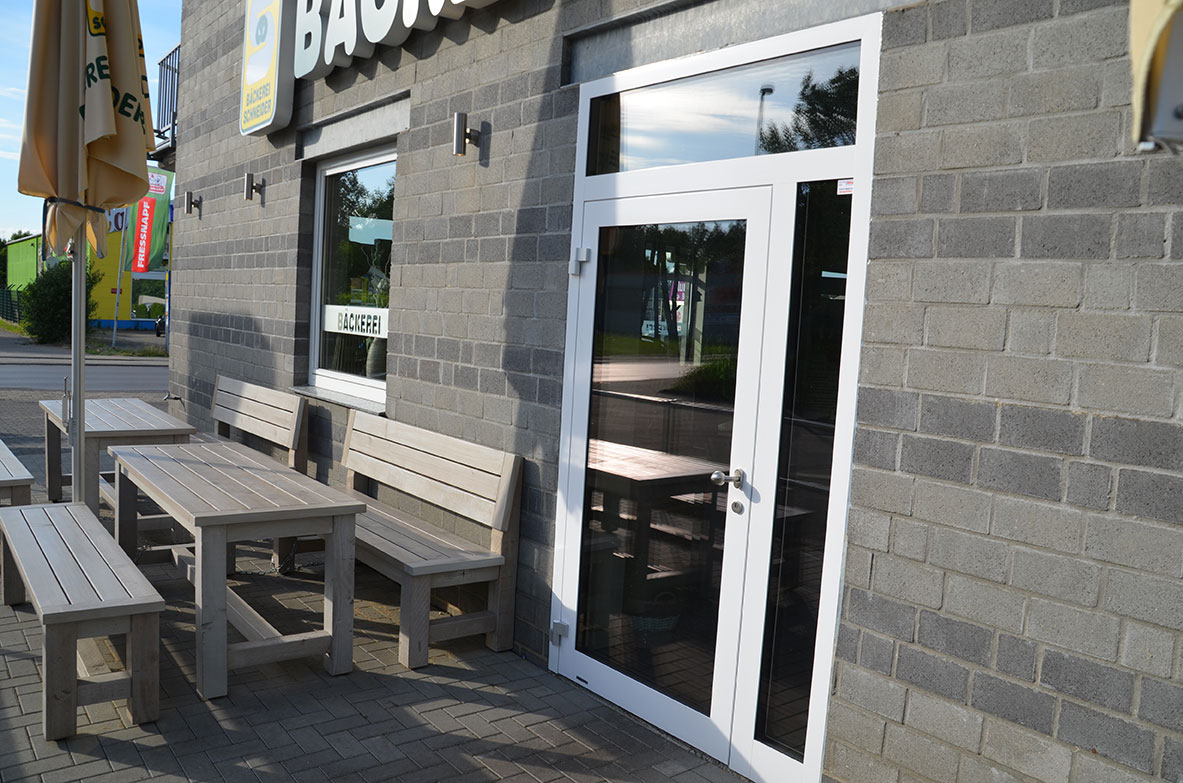 Baeckerei_Schneider_Bedburg_Terassentür_Top-Comfort-flg